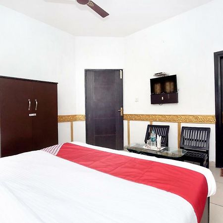 Oyo 5884 Amante Hotel Chandigarh Exterior photo