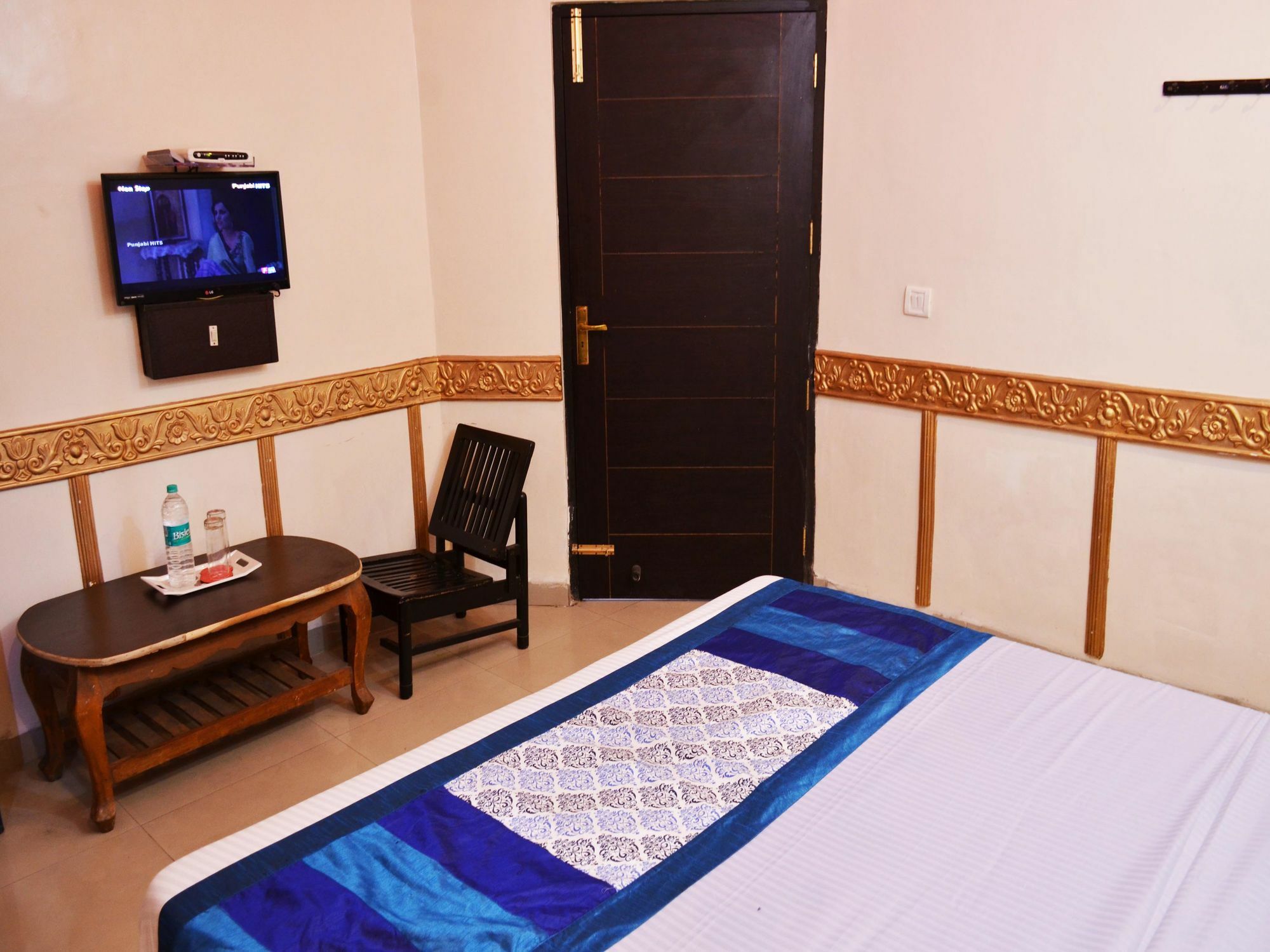 Oyo 5884 Amante Hotel Chandigarh Exterior photo